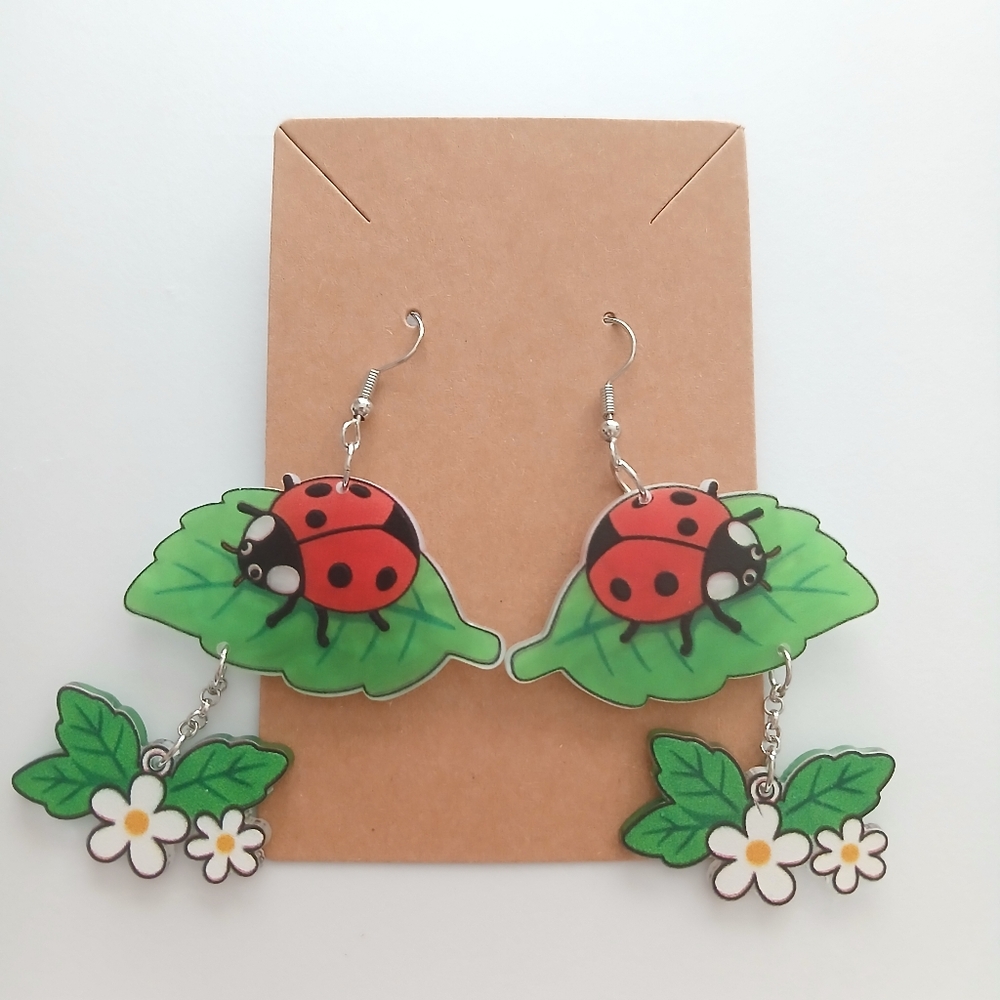 Fashion Jewelry Red Ladybug Leaf Dangle Earrings - Picture 2 of 4